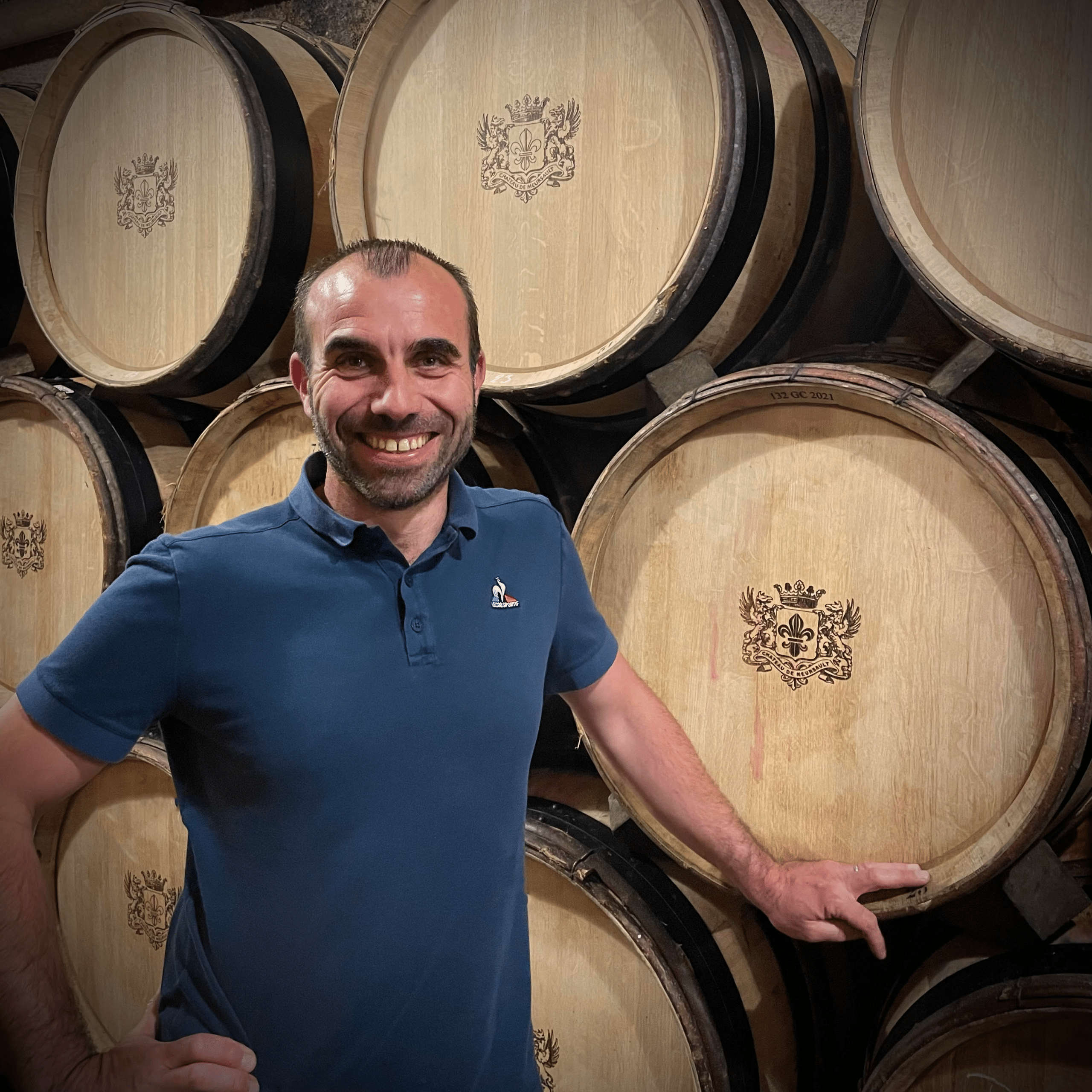 Emmanuel Escutenaire dans les caves du Château de Meursault